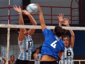 Argentina women face-off against national champs