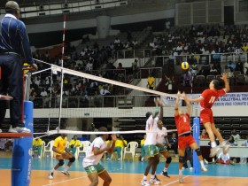 Cameroon gather pace with five-set thriller win over Algeria