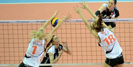 Costagrande against Eczacibasi block