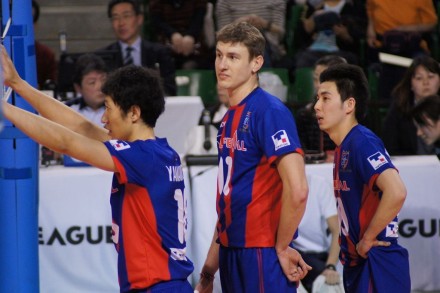 FC Tokyo-Gradinarov