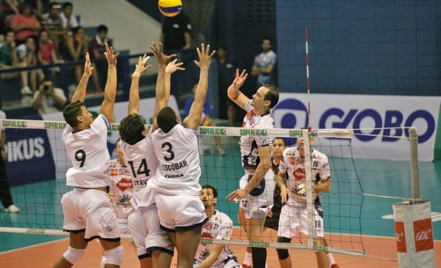 Lipe attacks triple block