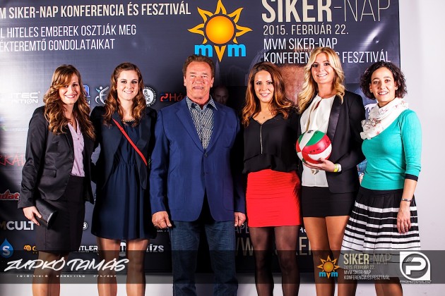 Hungary's national players and Arnold Schwarzenegger