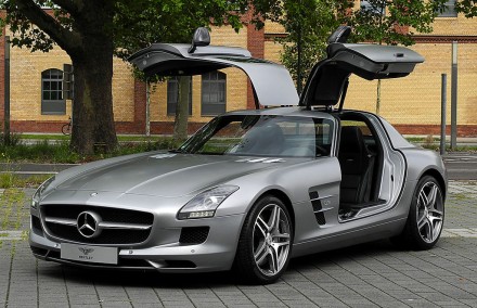 Mercedes SLS-AMG