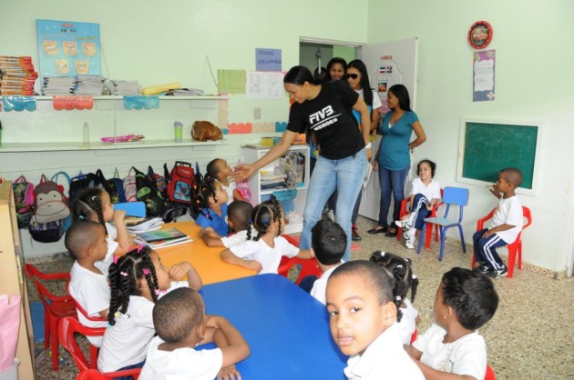 Milagros-Cabral-visits-schools