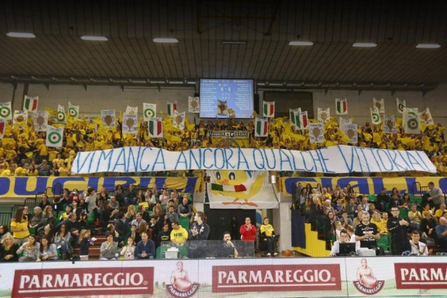 Modena's fans