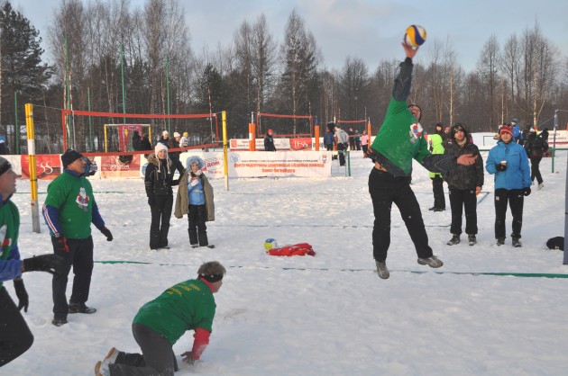 Snow-Volley