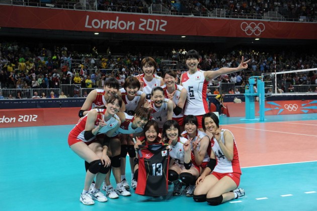 Team-Japan-pose