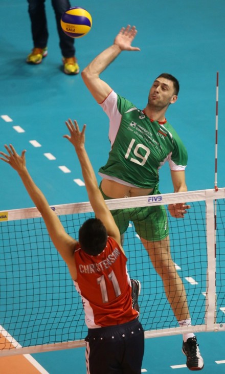 Tsvetan Sokolov of Bulgaria goes on the attack