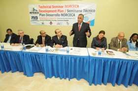 Two-day Development Plan Seminar in Santo Domingo