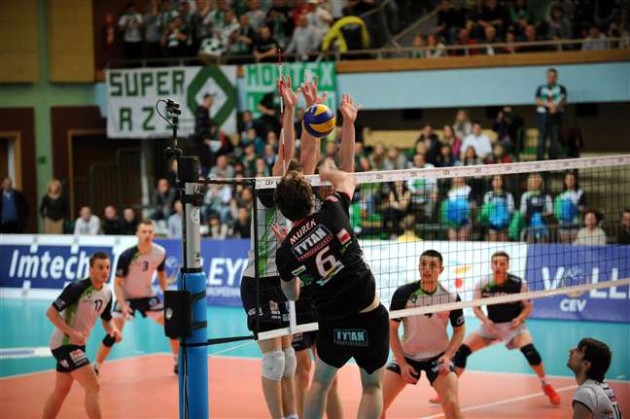 Tytan AZS CZESTOCHOWA claims first round of Polish derby