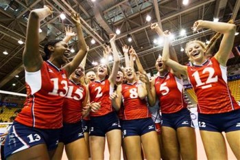 USA players celebrate the victory against Poland