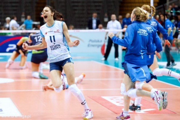 Chemik Police celebrating victory