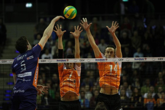 BR Volleys vs. ACH Volley