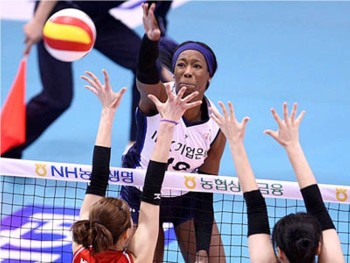 Destinee Hooker