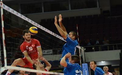 halkbank-ilk-macta-galip-3-0_2231432