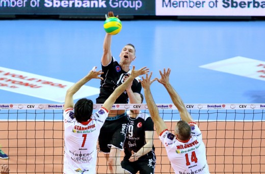 Halkbank vs. Lube