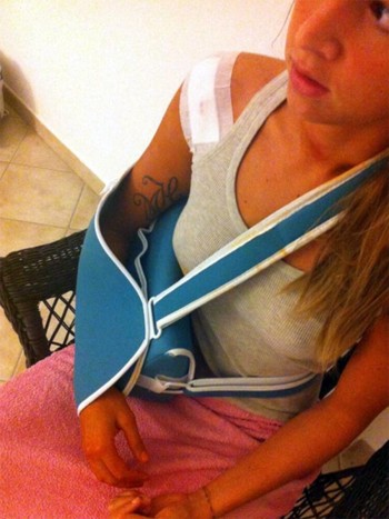 Havelkova's injured shoulder