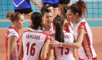 Malwina Smarzek (last on the right) best scorer against Serbia