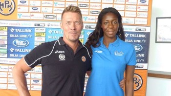 HPK's head coach Jukka Koskinen with Stefania Okaka