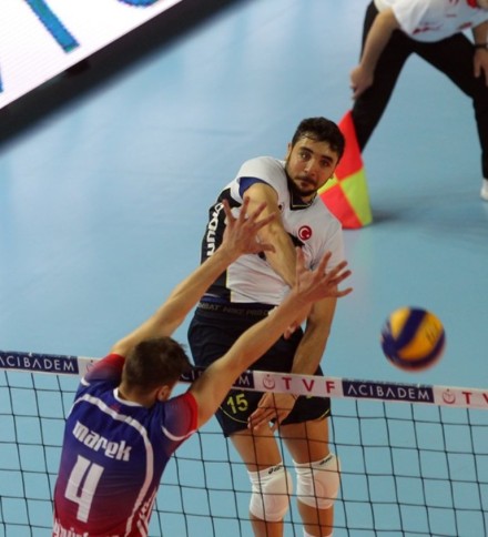 Metin Toy against Genclik