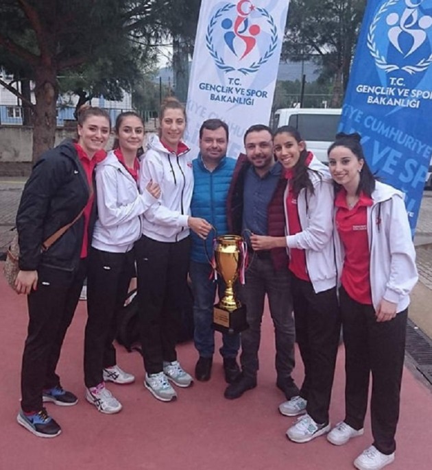 From right to left, players: Duygu Arslan, Dilan Yusar, Neslisah Durgun, Irem Cor & Berin Yıldırım