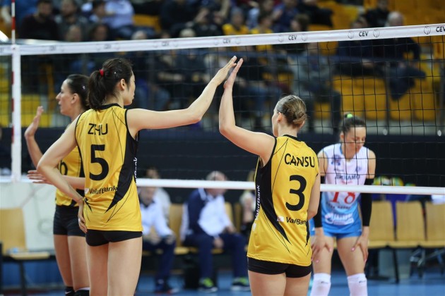 vakifbank-vs-dinamo