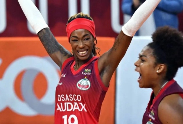 Destinee-Hooker