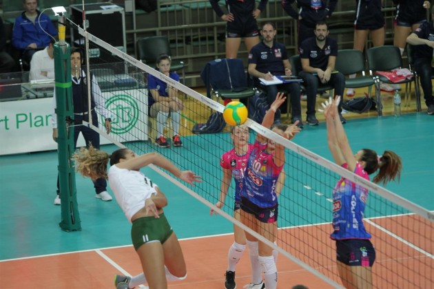 Khimik-vs-Novara