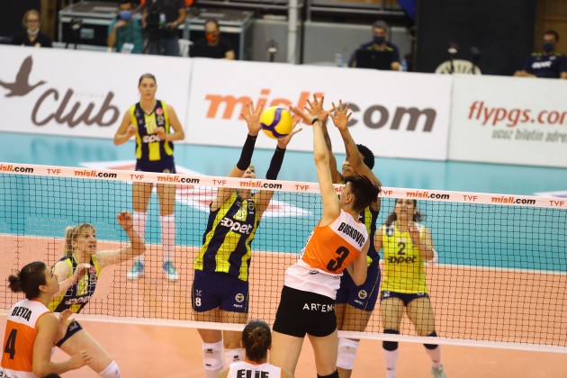 Eczacibasi-vs-Fenerbahce