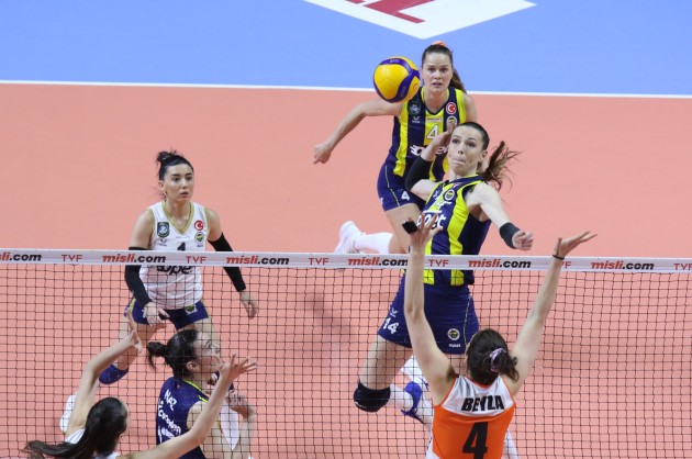 Eczacibasi-vs-Fenerbahce