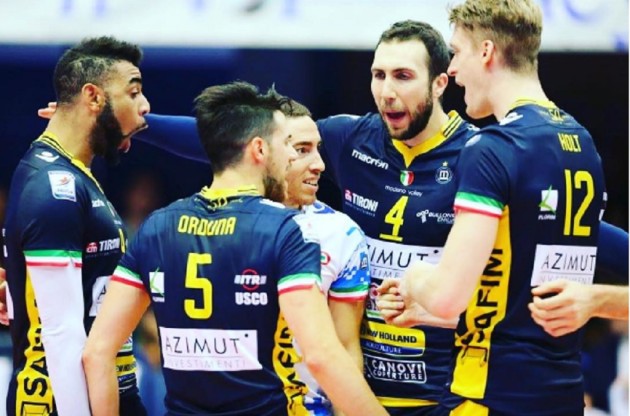 Earvin Ngapeth with his teammates