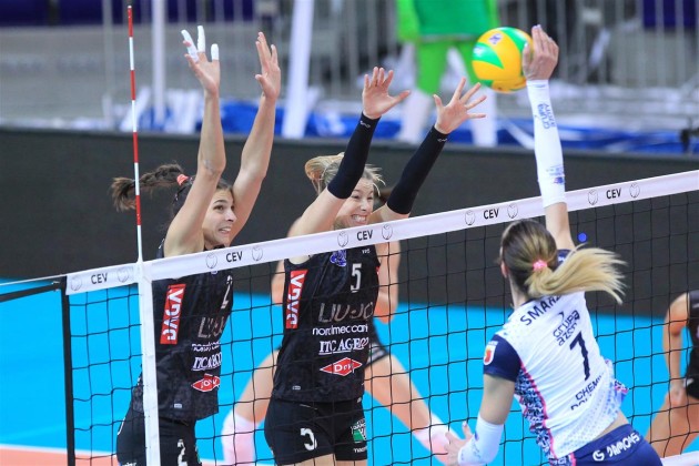 Chemik vs. Modena