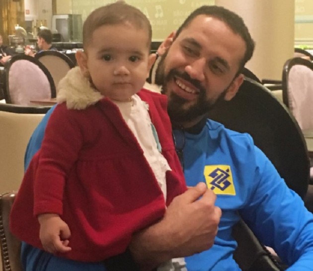 Mauricio Borges with his son