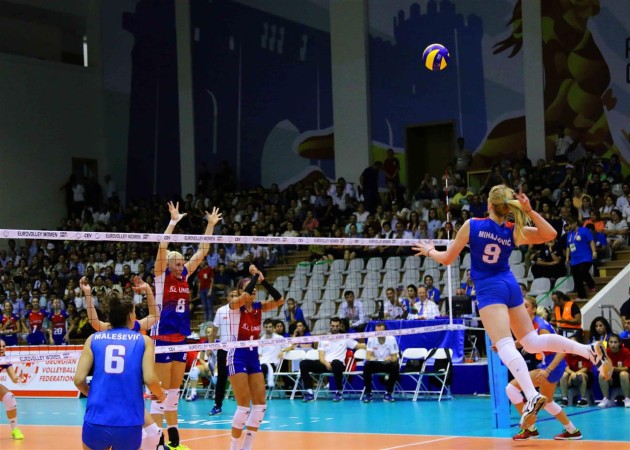 Serbia-vs-Czech-EuroVolley2017