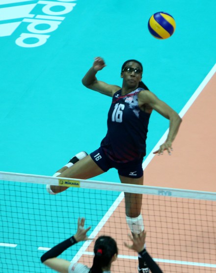 Foluke Akinradewo