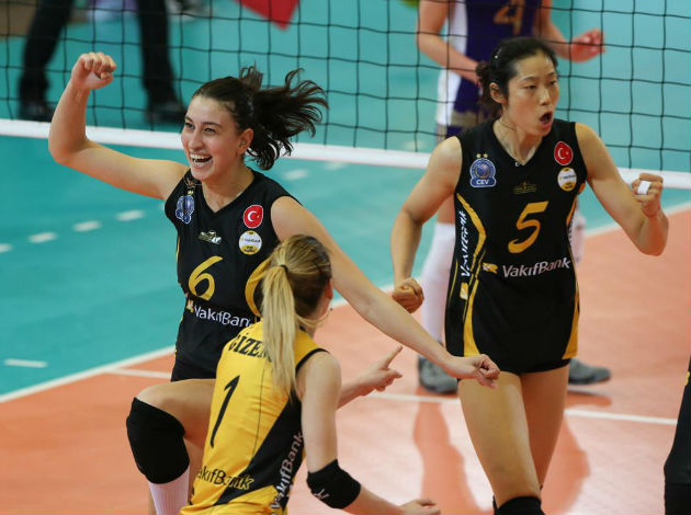 TUR W: Vakifbank first semifinalist - WorldOfVolley