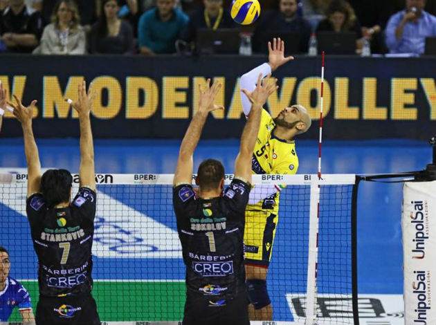 ITA M: Something totally new from Ngapeth for the end – Spike with LEFT ...