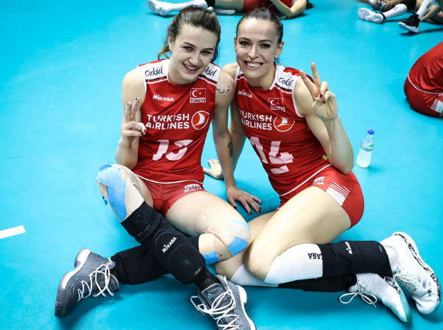 Worldofvolley Wch 2018 W Boz And Eda Crossed Power For New Win Of Turkey