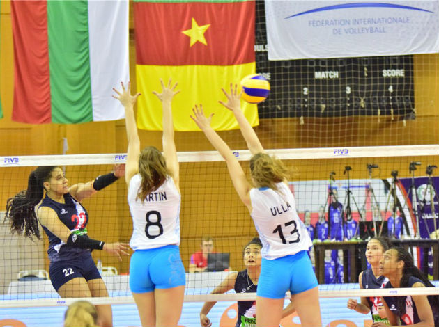 Worldofvolley Wch U18 W Peru And Russia Work Hard To Progress To Quarter Finals Other Favorites Record Easy Wins