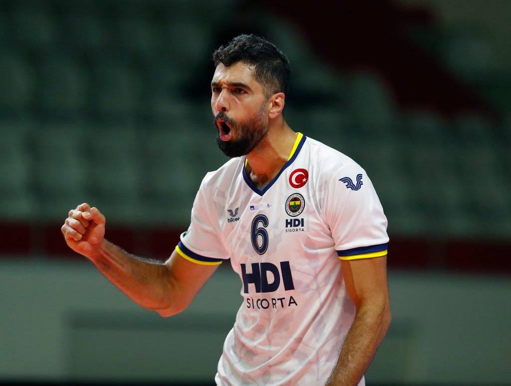 Mousavi (6) - Fenerbahce