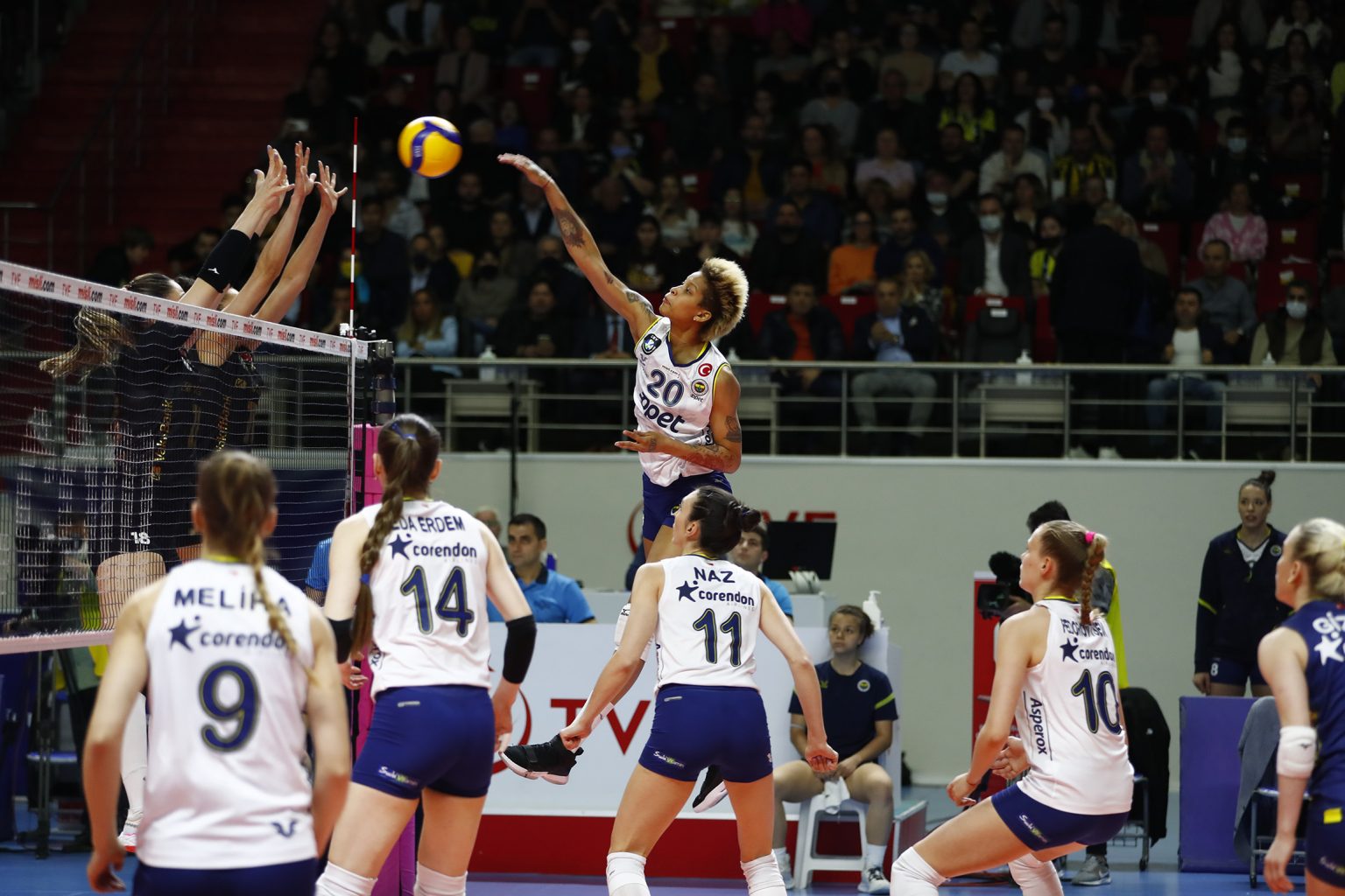 WorldofVolley :: TUR W: Fenerbahçe Take 1-0 Lead In Final Series ...