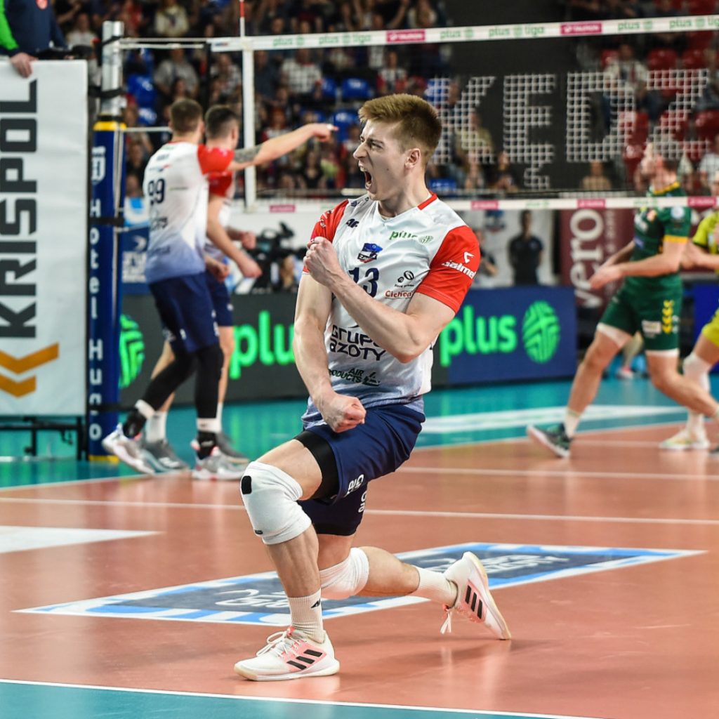 WorldofVolley :: RUS M: Tetyukhin reveals that Semeniuk signed contract ...