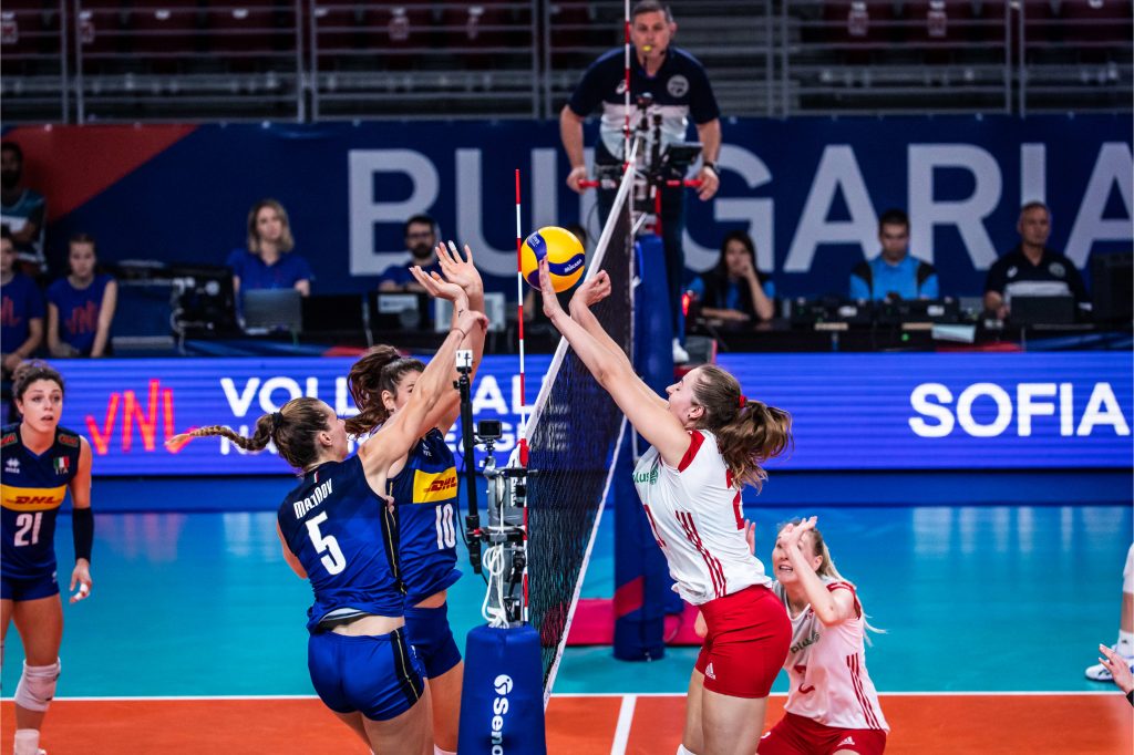 Worldofvolley Vnl W Italy Reaches Th Win In Row With Danesi Being Brutal On Net Vs Poland