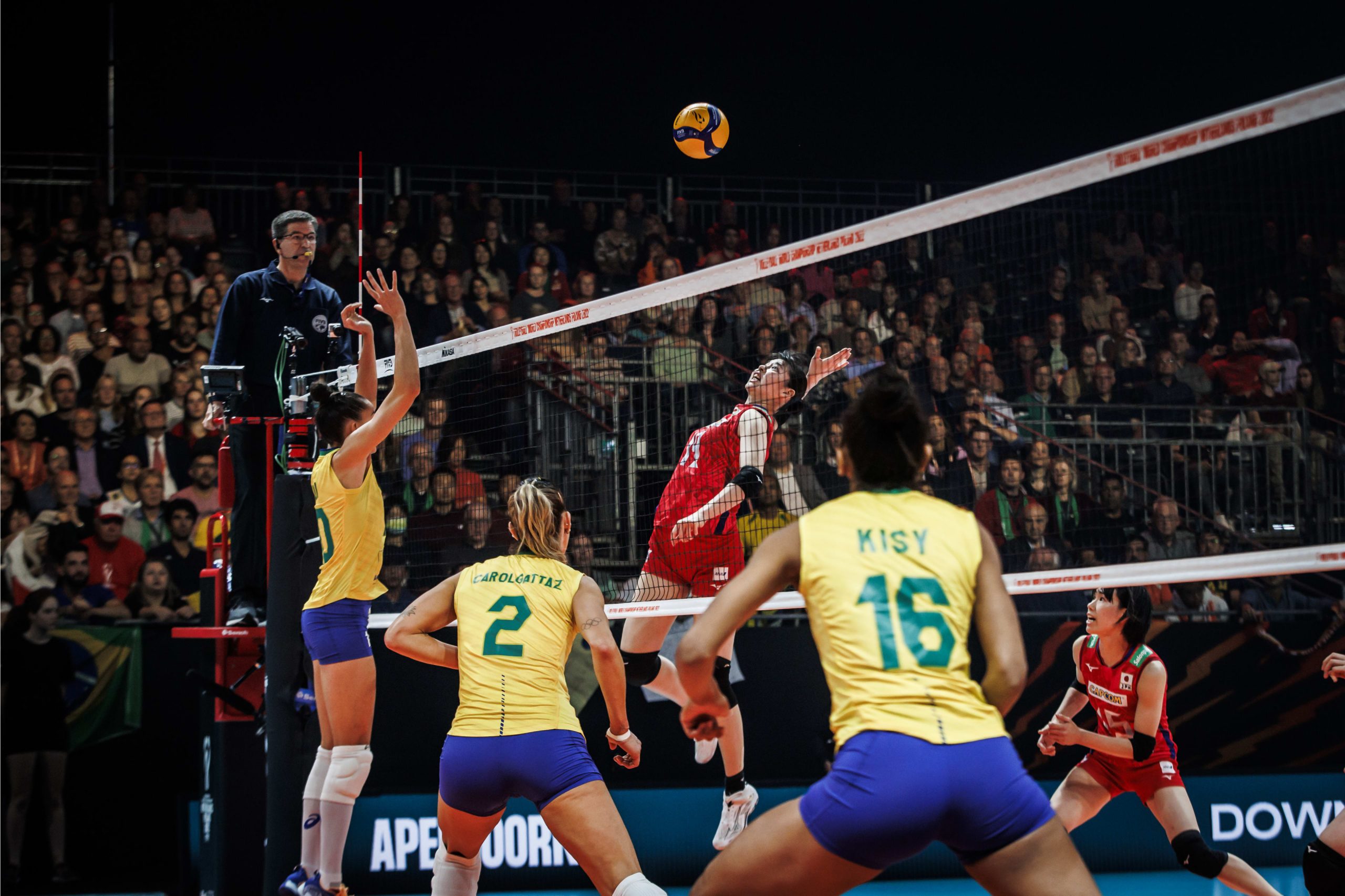WorldofVolley :: WCH 2022 W: Brazil reborn after 0-2 against Japan and ...