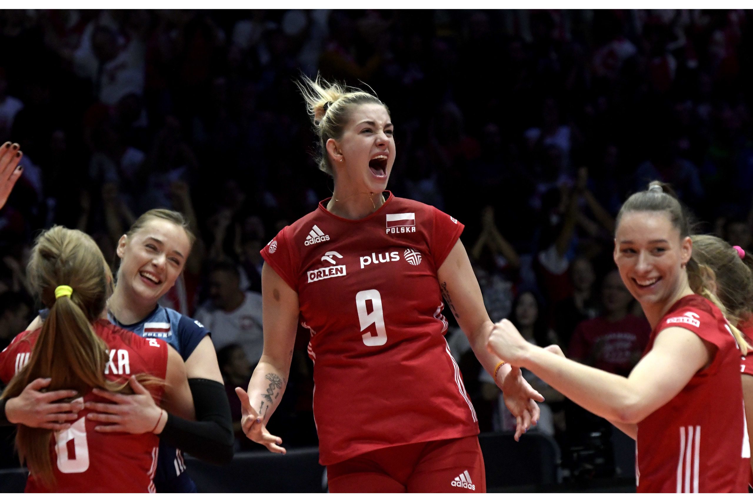 WorldofVolley :: WCH 2022 W: With cosmic play in Łódź, Poland beats USA ...