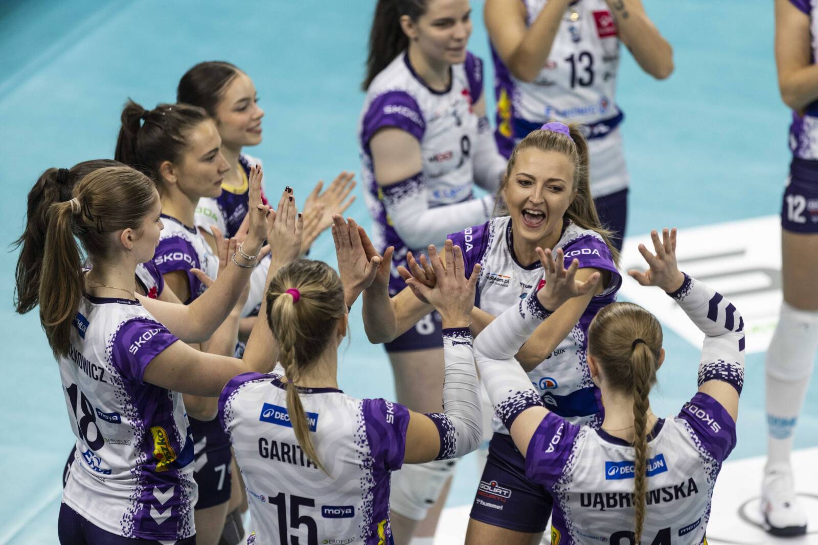 WorldofVolley :: POL W: Moya Radomka Radom Defeated ITA Tools Stal Mielec  3-2 - WorldOfVolley