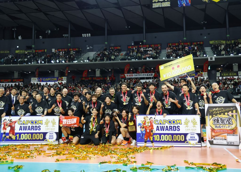 WorldofVolley :: JPN M & W: Marvelous Osaka Takes Empress's Cup